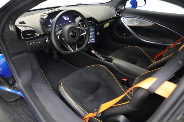 New 2023 McLaren Artura for sale $277,250 at Bugatti of Greenwich in Greenwich CT 06830 20
