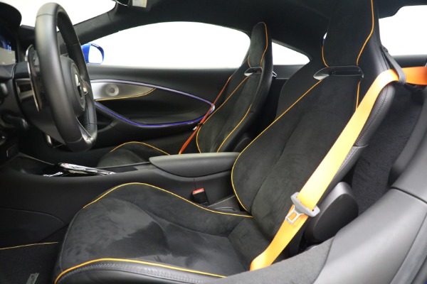 New 2023 McLaren Artura for sale $277,250 at Bugatti of Greenwich in Greenwich CT 06830 22