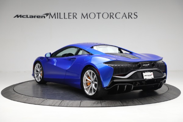 New 2023 McLaren Artura for sale Sold at Bugatti of Greenwich in Greenwich CT 06830 4