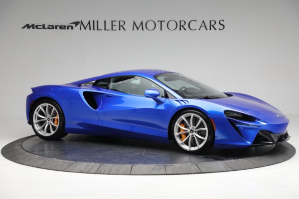 New 2023 McLaren Artura for sale $277,250 at Bugatti of Greenwich in Greenwich CT 06830 9