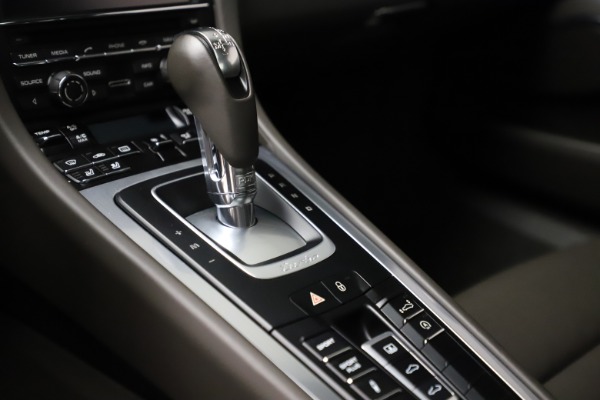 Used 2015 Porsche 911 Turbo for sale Sold at Bugatti of Greenwich in Greenwich CT 06830 18