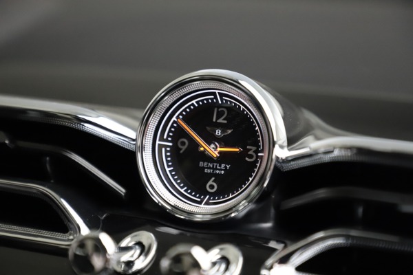 New 2021 Bentley Bentayga V8 for sale Call for price at Bugatti of Greenwich in Greenwich CT 06830 27