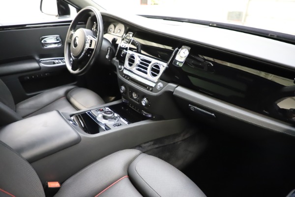 Used 2016 Rolls-Royce Ghost for sale Sold at Bugatti of Greenwich in Greenwich CT 06830 19
