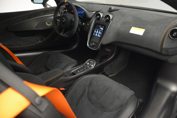 Used 2019 McLaren 600LT Luxury for sale Sold at Bugatti of Greenwich in Greenwich CT 06830 21