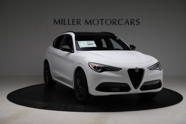 New 2021 Alfa Romeo Stelvio Ti Sport Q4 for sale Sold at Bugatti of Greenwich in Greenwich CT 06830 13