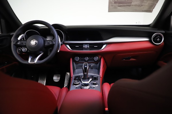 New 2021 Alfa Romeo Stelvio Ti Sport Q4 for sale Sold at Bugatti of Greenwich in Greenwich CT 06830 16
