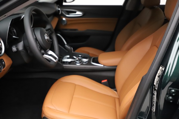 New 2021 Alfa Romeo Giulia Ti Q4 for sale Sold at Bugatti of Greenwich in Greenwich CT 06830 17