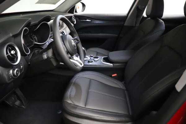 New 2021 Alfa Romeo Stelvio Q4 for sale $50,535 at Bugatti of Greenwich in Greenwich CT 06830 15