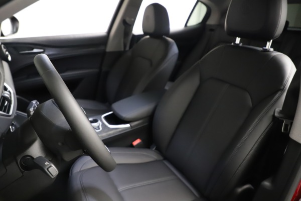 New 2021 Alfa Romeo Stelvio Q4 for sale $50,535 at Bugatti of Greenwich in Greenwich CT 06830 16