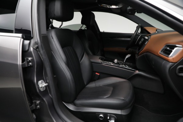 Used 2021 Maserati Ghibli S Q4 for sale Sold at Bugatti of Greenwich in Greenwich CT 06830 13