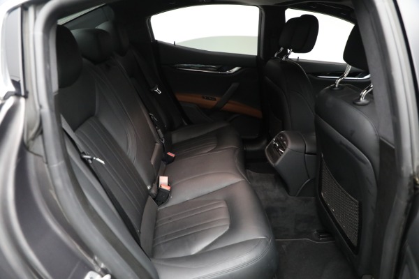 Used 2021 Maserati Ghibli S Q4 for sale Sold at Bugatti of Greenwich in Greenwich CT 06830 17