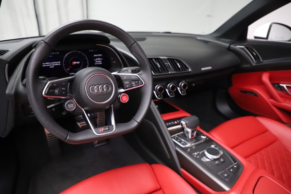 Used 2018 Audi R8 Spyder for sale Sold at Bugatti of Greenwich in Greenwich CT 06830 19