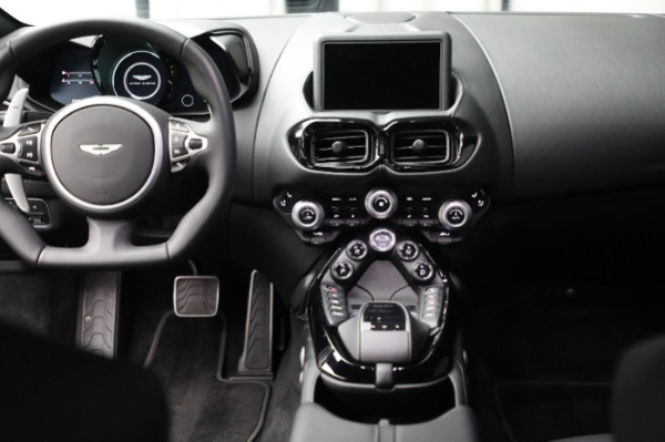 Used 2021 Aston Martin Vantage for sale $134,900 at Bugatti of Greenwich in Greenwich CT 06830 18