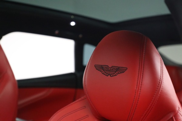Used 2021 Aston Martin DBX for sale $137,900 at Bugatti of Greenwich in Greenwich CT 06830 16
