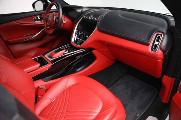 Used 2021 Aston Martin DBX for sale $137,900 at Bugatti of Greenwich in Greenwich CT 06830 23