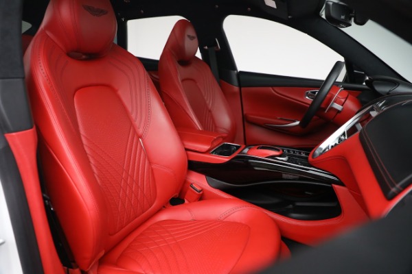 Used 2021 Aston Martin DBX for sale $137,900 at Bugatti of Greenwich in Greenwich CT 06830 24