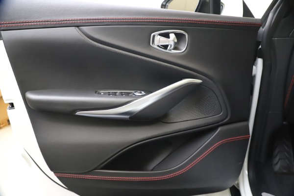 New 2021 Aston Martin DBX for sale $206,286 at Bugatti of Greenwich in Greenwich CT 06830 15