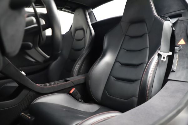 Used 2016 McLaren 675LT Spider for sale $275,900 at Bugatti of Greenwich in Greenwich CT 06830 24
