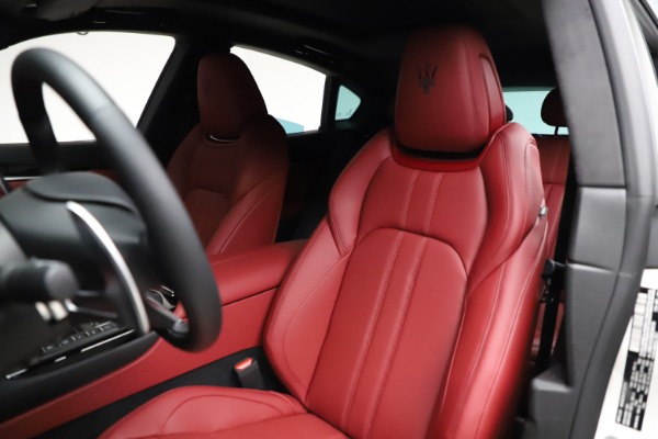 New 2021 Maserati Levante Q4 GranSport for sale Sold at Bugatti of Greenwich in Greenwich CT 06830 16