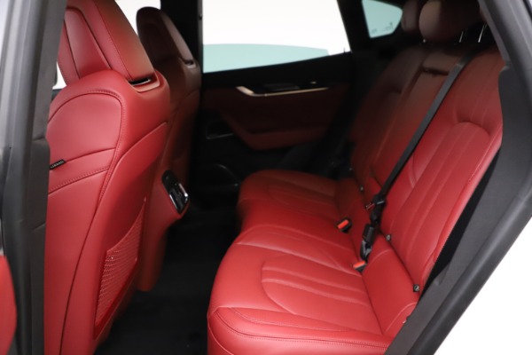 New 2021 Maserati Levante Q4 GranSport for sale Sold at Bugatti of Greenwich in Greenwich CT 06830 18