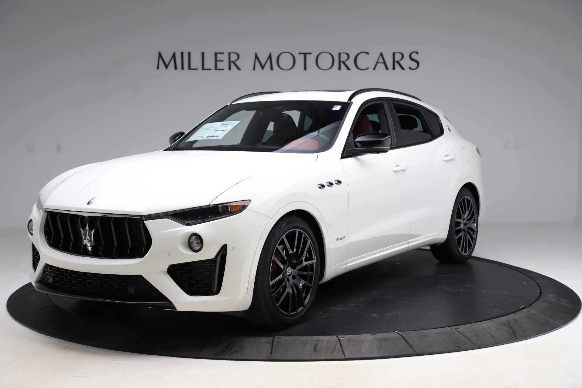 New 2021 Maserati Levante Q4 GranSport for sale Sold at Bugatti of Greenwich in Greenwich CT 06830 1