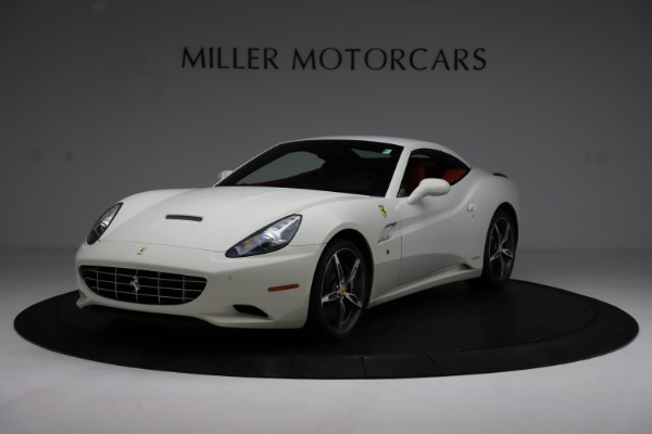 Used 2014 Ferrari California 30 for sale Sold at Bugatti of Greenwich in Greenwich CT 06830 13