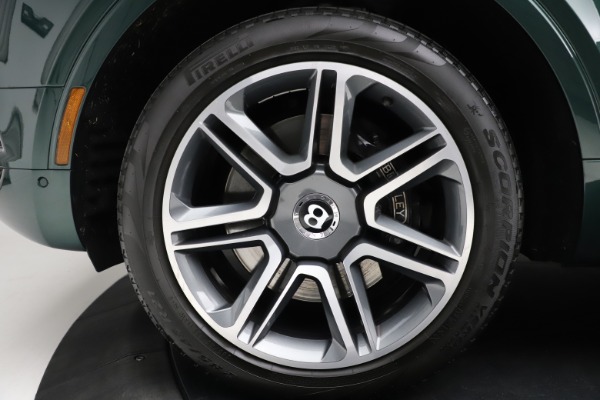 Used 2018 Bentley Bentayga W12 Signature Edition for sale Call for price at Bugatti of Greenwich in Greenwich CT 06830 14