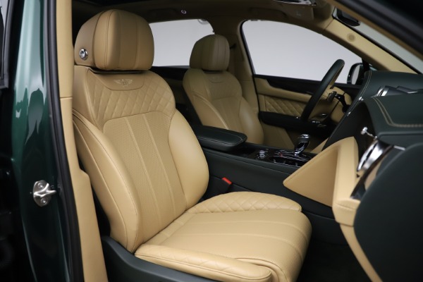 Used 2018 Bentley Bentayga W12 Signature Edition for sale Call for price at Bugatti of Greenwich in Greenwich CT 06830 26