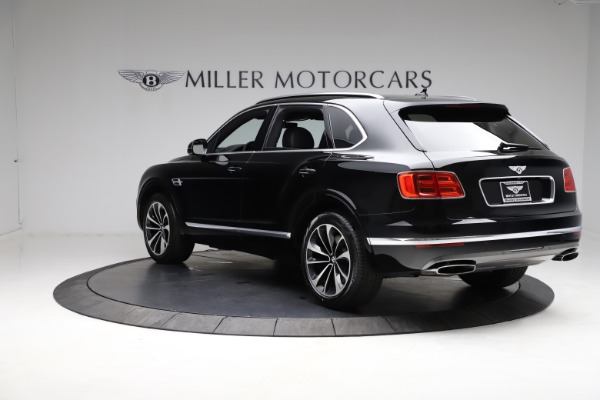 Used 2018 Bentley Bentayga W12 Signature for sale Sold at Bugatti of Greenwich in Greenwich CT 06830 6