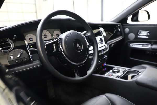 Used 2018 Rolls-Royce Ghost for sale $249,900 at Bugatti of Greenwich in Greenwich CT 06830 12