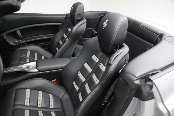Used 2010 Ferrari California for sale $117,900 at Bugatti of Greenwich in Greenwich CT 06830 23