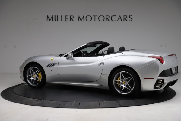Used 2010 Ferrari California for sale $117,900 at Bugatti of Greenwich in Greenwich CT 06830 4