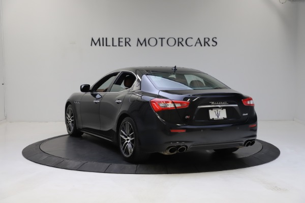 Used 2014 Maserati Ghibli S Q4 for sale Sold at Bugatti of Greenwich in Greenwich CT 06830 5