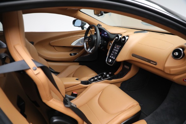 Used 2021 McLaren GT Luxe for sale Call for price at Bugatti of Greenwich in Greenwich CT 06830 27