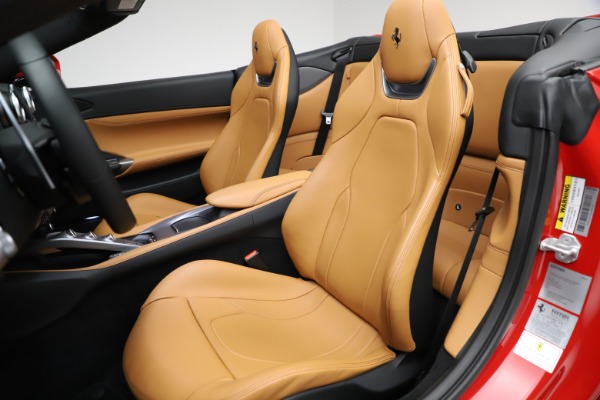 Used 2020 Ferrari Portofino for sale $265,900 at Bugatti of Greenwich in Greenwich CT 06830 27