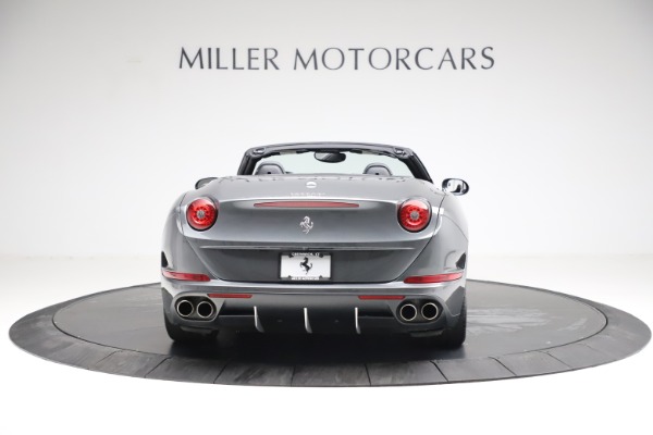 Used 2016 Ferrari California T for sale Sold at Bugatti of Greenwich in Greenwich CT 06830 8