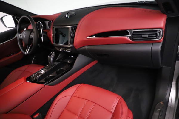 New 2021 Maserati Levante Q4 GranSport for sale Sold at Bugatti of Greenwich in Greenwich CT 06830 21