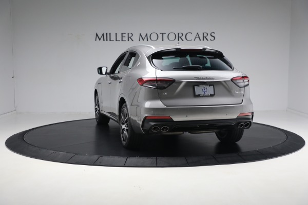 Used 2021 Maserati Levante Q4 GranSport for sale Sold at Bugatti of Greenwich in Greenwich CT 06830 12