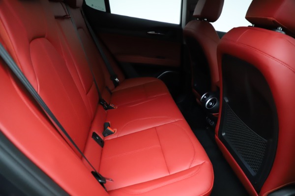 New 2021 Alfa Romeo Stelvio Ti Q4 for sale Sold at Bugatti of Greenwich in Greenwich CT 06830 25