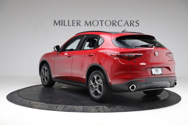 New 2021 Alfa Romeo Stelvio Sprint for sale Sold at Bugatti of Greenwich in Greenwich CT 06830 5