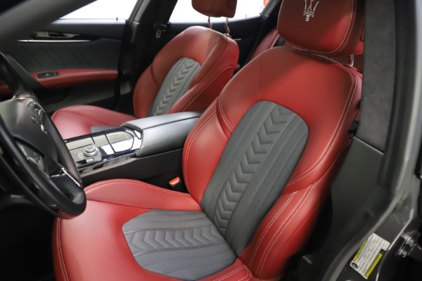 Used 2018 Maserati Ghibli SQ4 GranLusso for sale $55,900 at Bugatti of Greenwich in Greenwich CT 06830 10