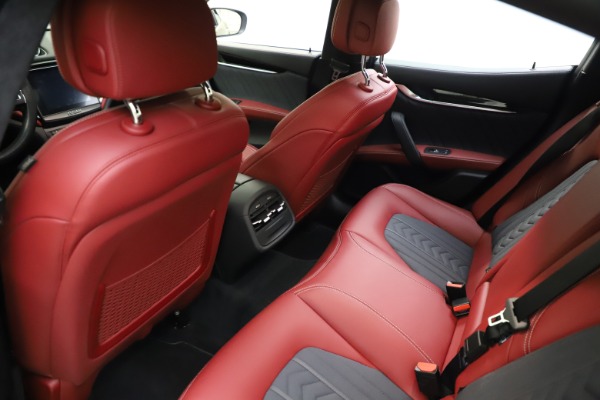 Used 2018 Maserati Ghibli SQ4 GranLusso for sale $55,900 at Bugatti of Greenwich in Greenwich CT 06830 13