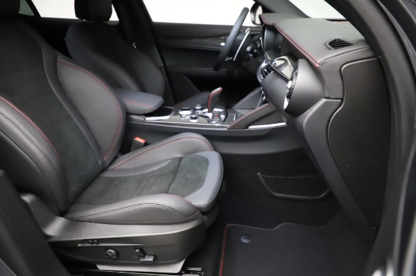 New 2021 Alfa Romeo Stelvio Quadrifoglio for sale Sold at Bugatti of Greenwich in Greenwich CT 06830 24