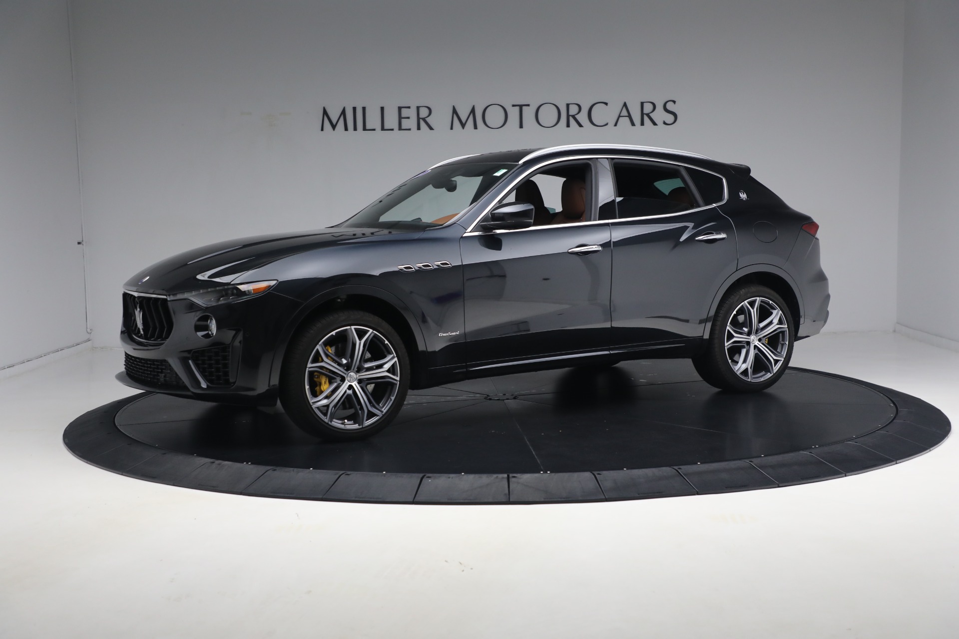 Used 2021 Maserati Levante S Q4 GranSport for sale Sold at Bugatti of Greenwich in Greenwich CT 06830 1