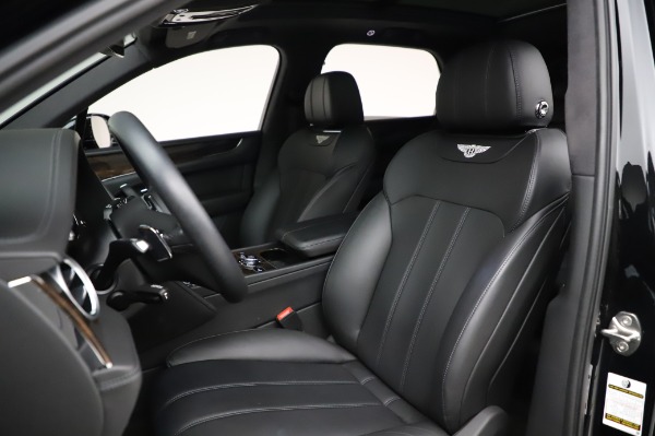 Used 2018 Bentley Bentayga Onyx Edition for sale $149,900 at Bugatti of Greenwich in Greenwich CT 06830 19