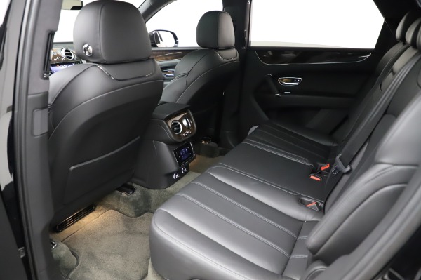 Used 2018 Bentley Bentayga Onyx Edition for sale $149,900 at Bugatti of Greenwich in Greenwich CT 06830 21