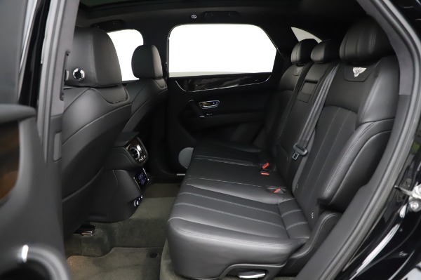 Used 2018 Bentley Bentayga Onyx Edition for sale $149,900 at Bugatti of Greenwich in Greenwich CT 06830 22