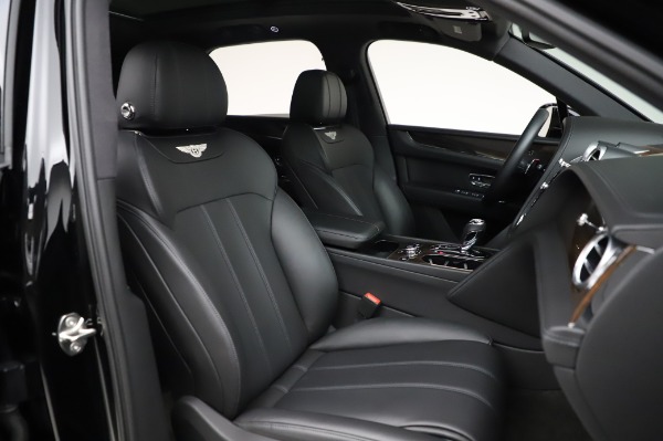 Used 2018 Bentley Bentayga Onyx Edition for sale $149,900 at Bugatti of Greenwich in Greenwich CT 06830 27