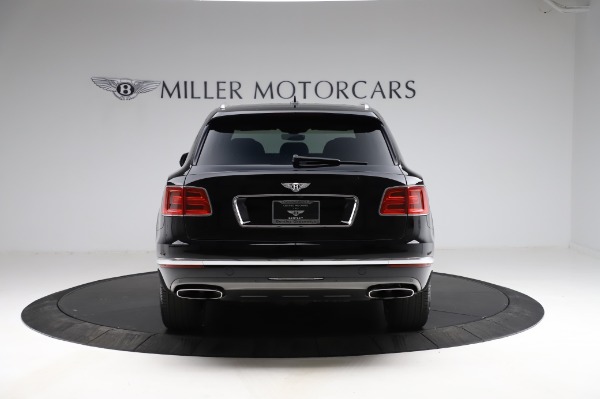 Used 2018 Bentley Bentayga Onyx Edition for sale $149,900 at Bugatti of Greenwich in Greenwich CT 06830 6