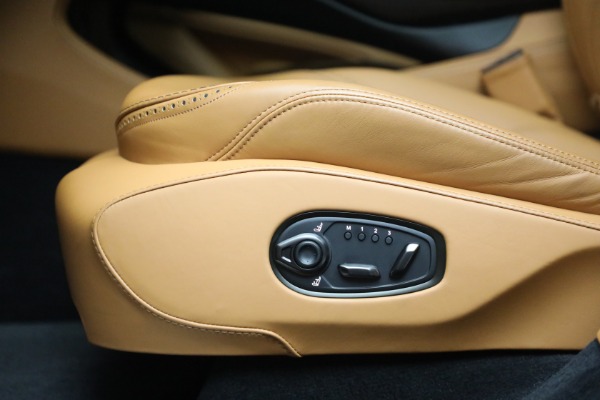 Used 2021 Aston Martin DBX for sale Sold at Bugatti of Greenwich in Greenwich CT 06830 17